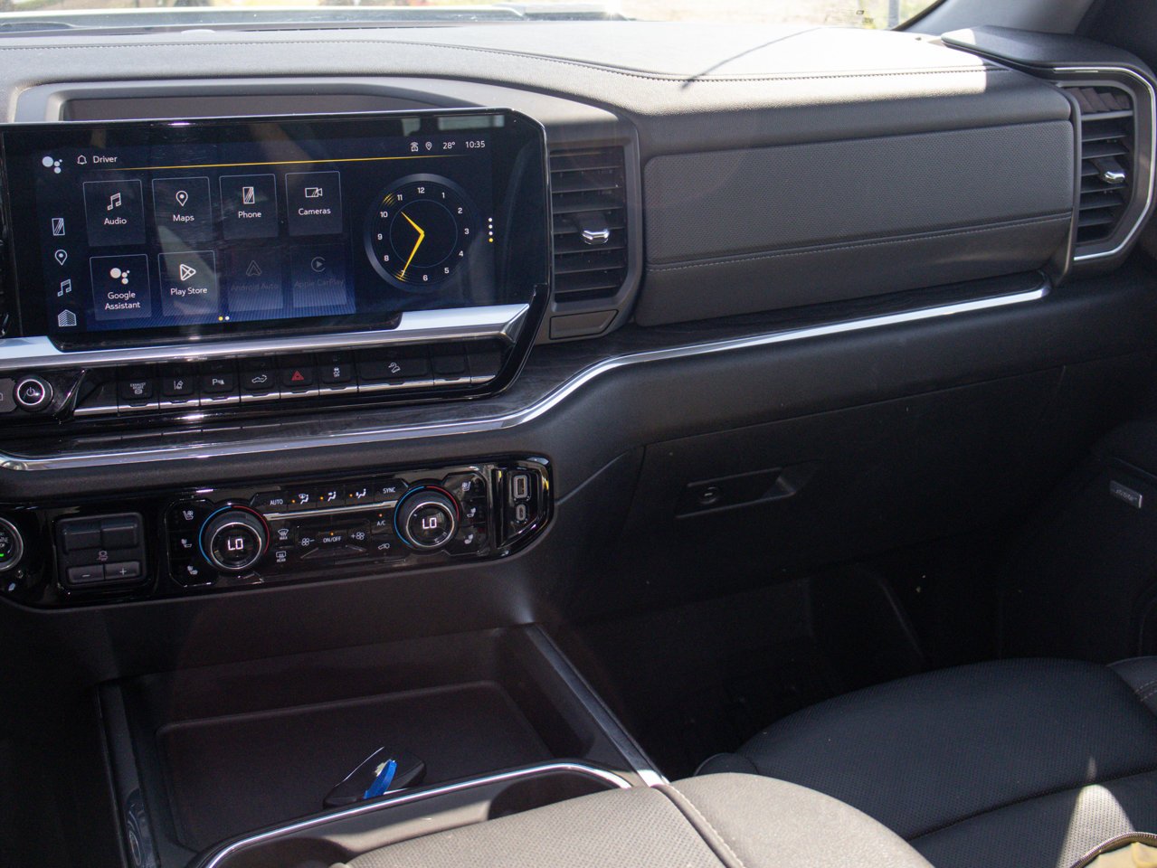 2024 Chevrolet Silverado 2500HD 4WD Crew Cab 159 LTZ White Sherwood Park - photo #32