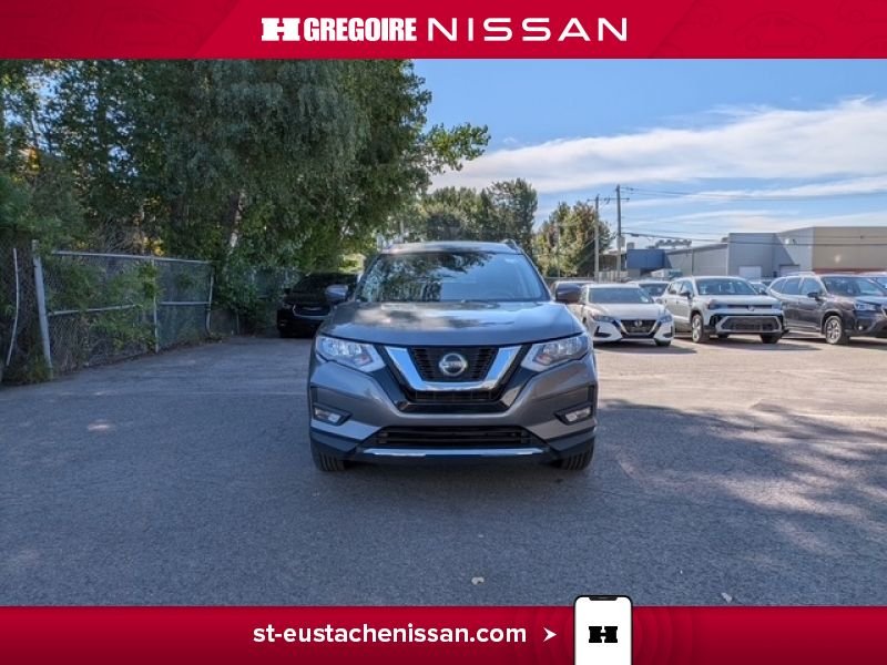 2020 Nissan Rogue Grey Laval - photo #2