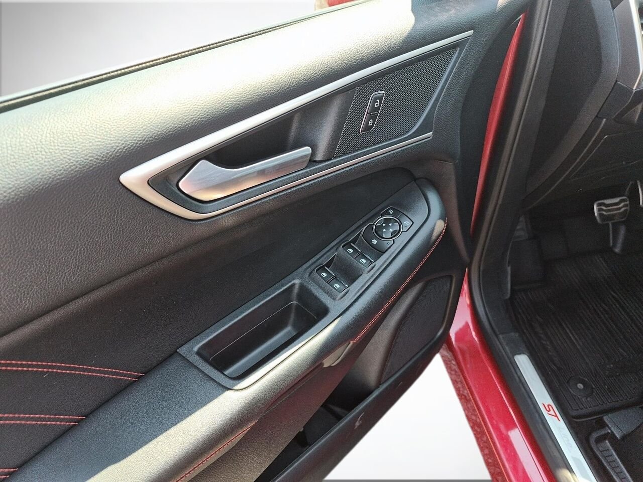 2020 Ford Edge Red Saint-Jérôme - photo #9