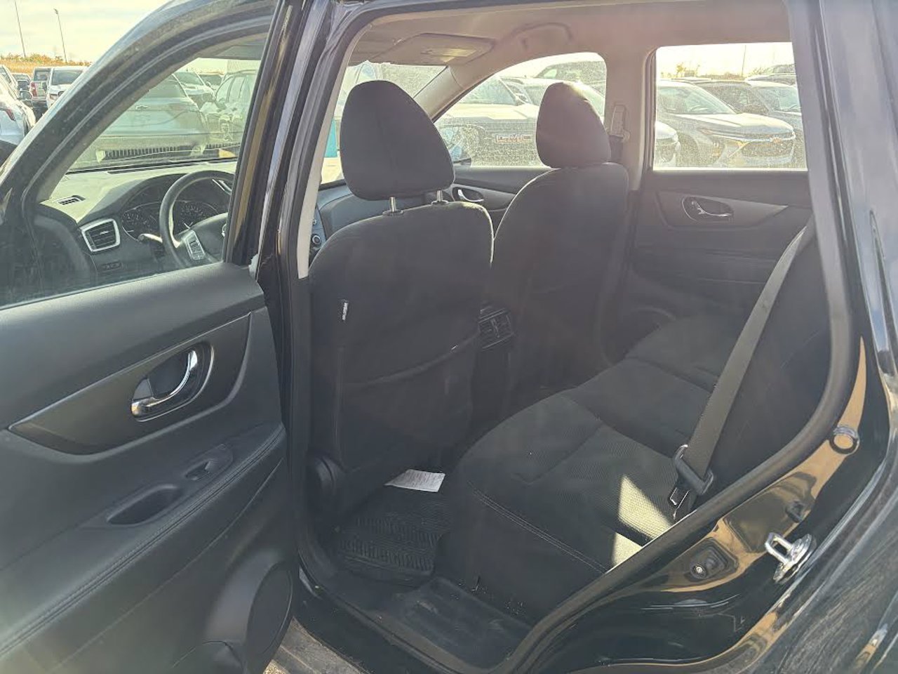2015 Nissan Rogue AWD 4dr S Black Sherwood Park - photo #5