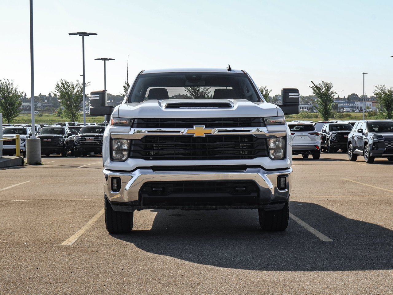 2025 Chevrolet Silverado 3500HD 4WD Crew Cab 159 LT White Sherwood Park - photo #2