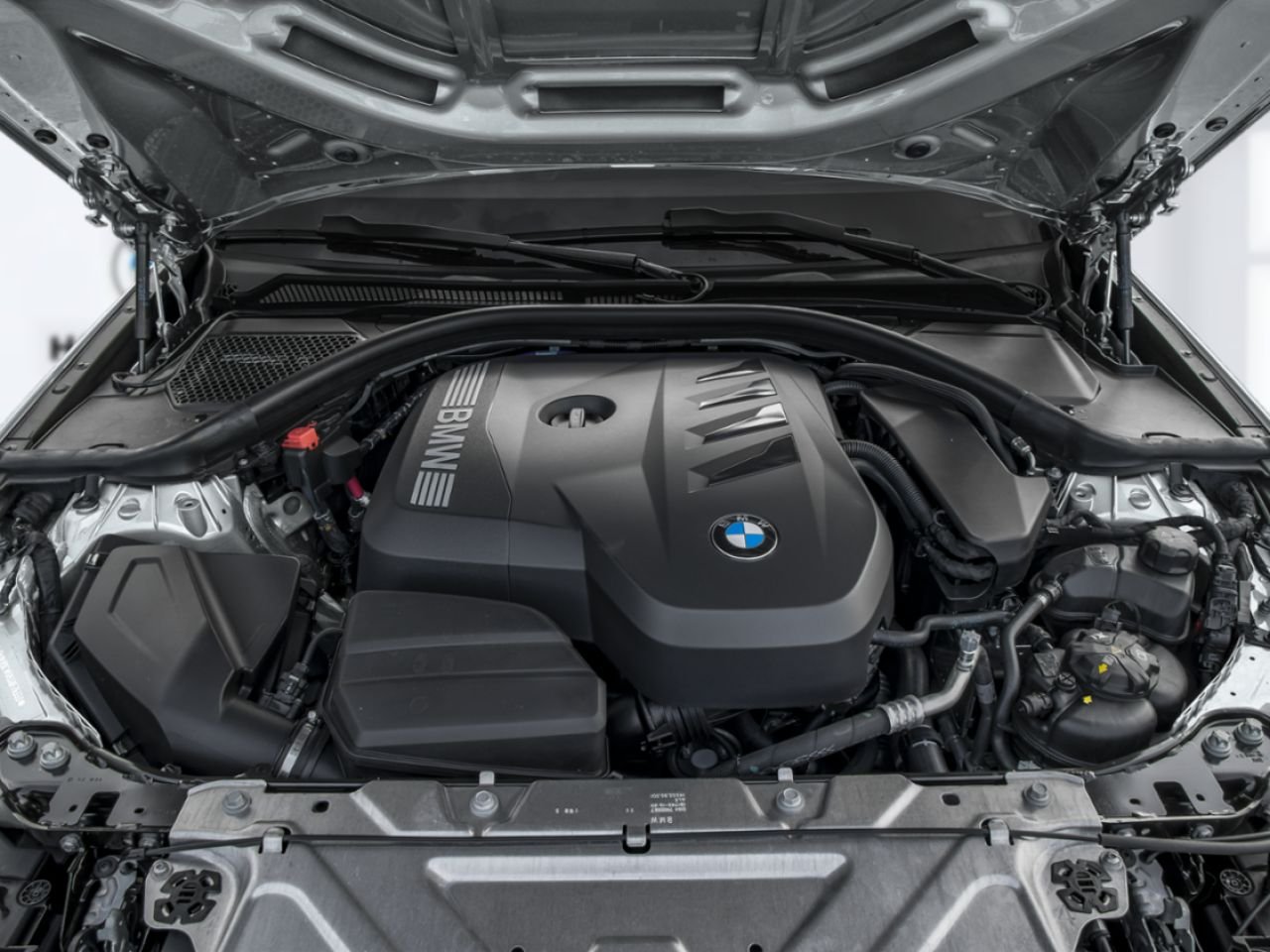 2026 BMW 3 Series 330i NA xDrive Black Sapphire Metallic Blainville - photo #4