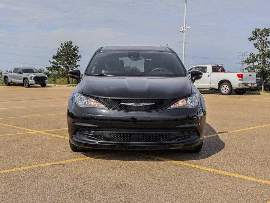 2025 Chrysler Grand Caravan 2025 Black