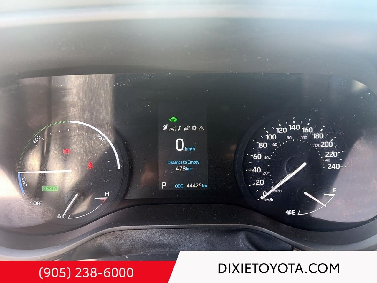 2024 Toyota Sienna HYBRID LE FWD / HEATED SEATS / POWER SLIDING DOORS / 8 SEATER / CARPLAY AND ANDROID AUTO White Mississauga - photo #12