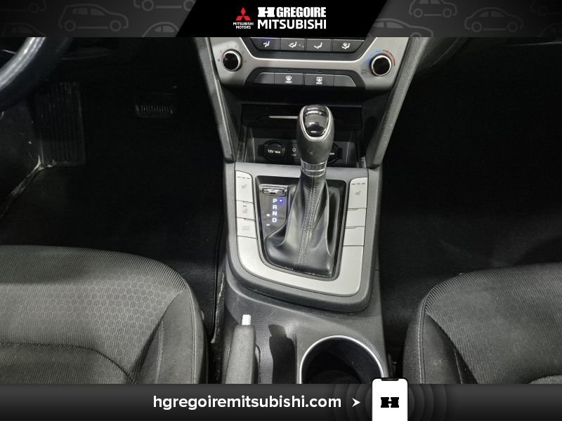 2018 Hyundai Elantra Black Blainville - photo #25