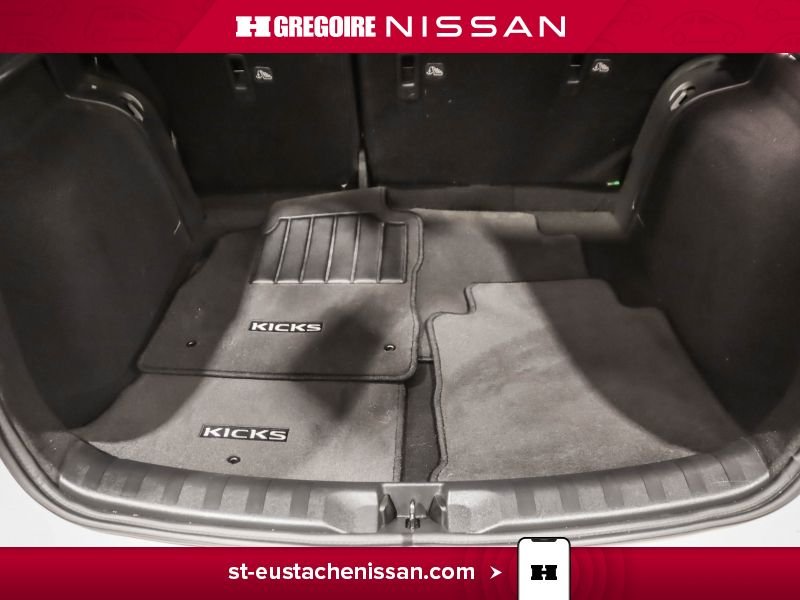 2023 Nissan Kicks White Laval - photo #26