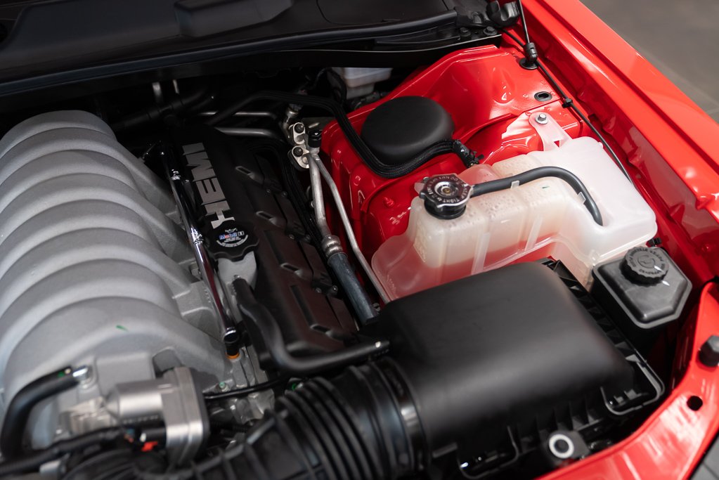 Dodge Challenger Coupé 2 portes SRT8 MANUAL *PRICE IN USD* 2010 Rouge Kirkland - photo #13