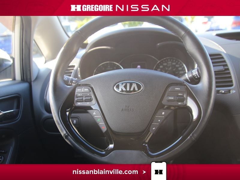 2018 Kia Forte Grey Laval - photo #18