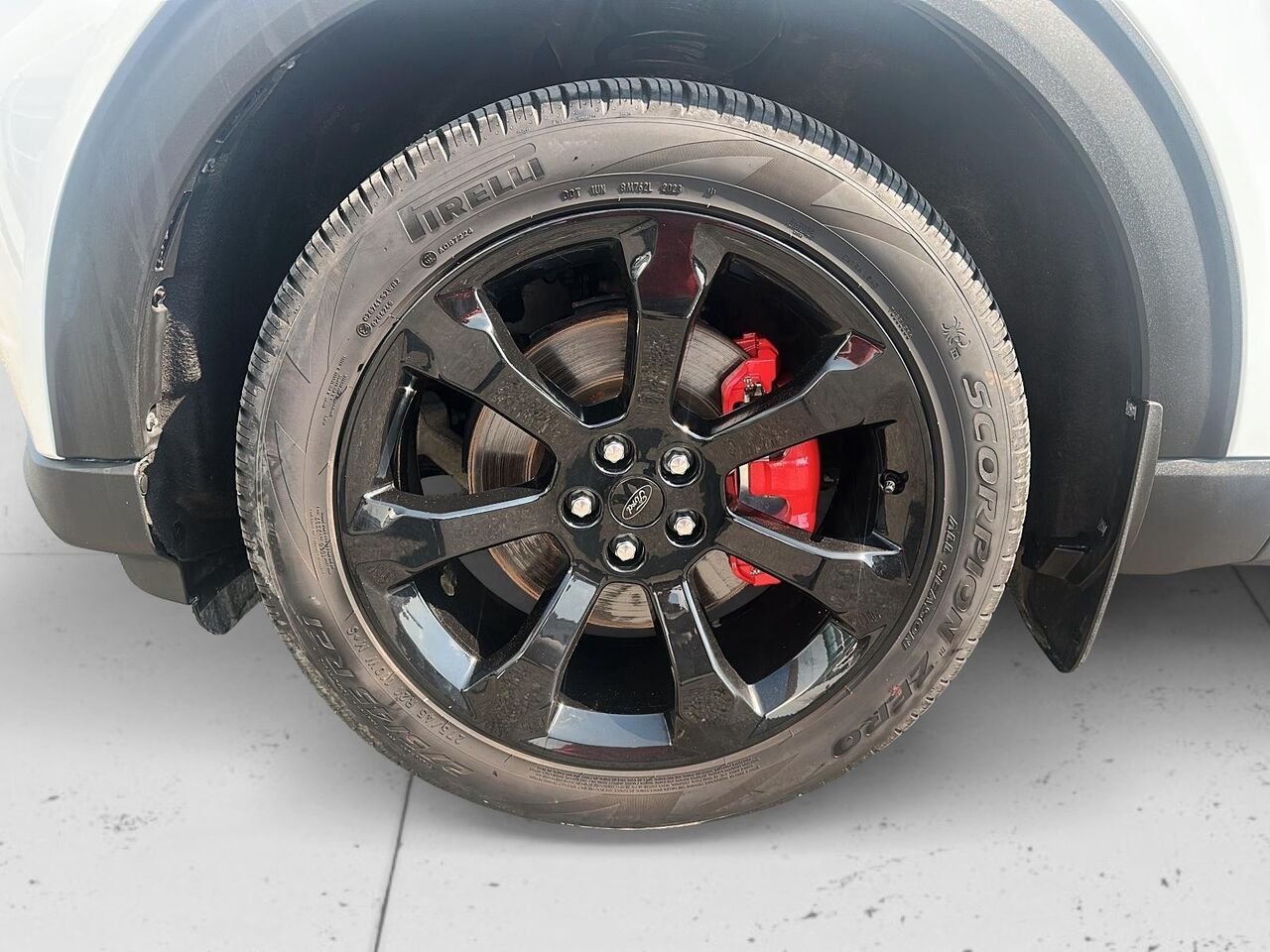 2024 Ford Explorer White Rouyn-Noranda - photo #6