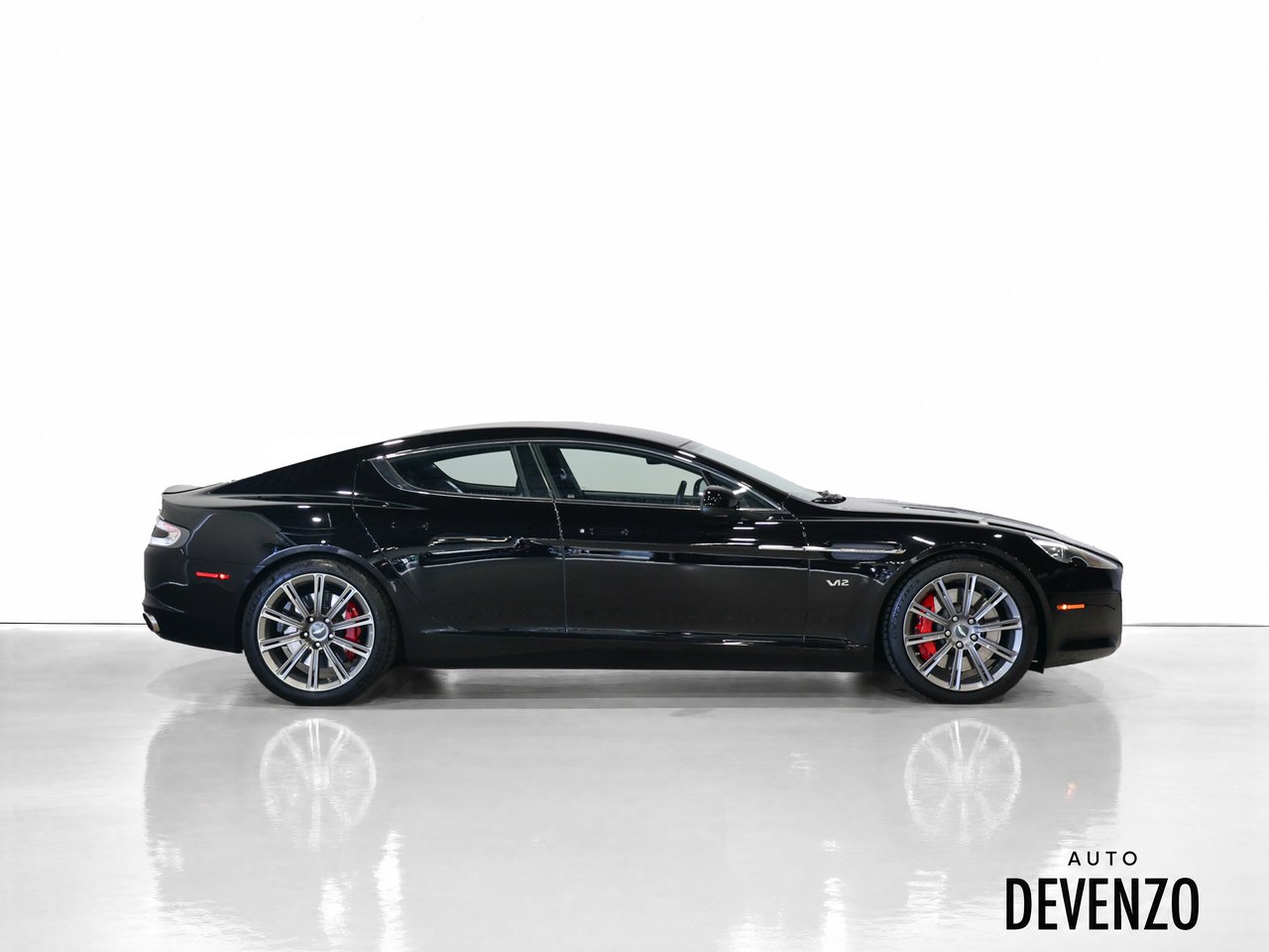 2011 Aston Martin Rapide Black Saint-Eustache - photo #1