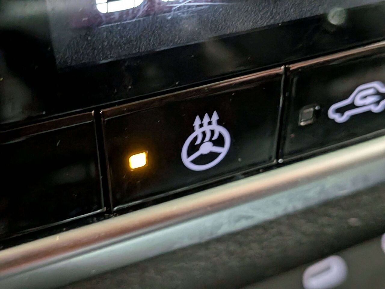 2024 Nissan Rogue AWD SV Moonroof Black Mirabel - photo #15