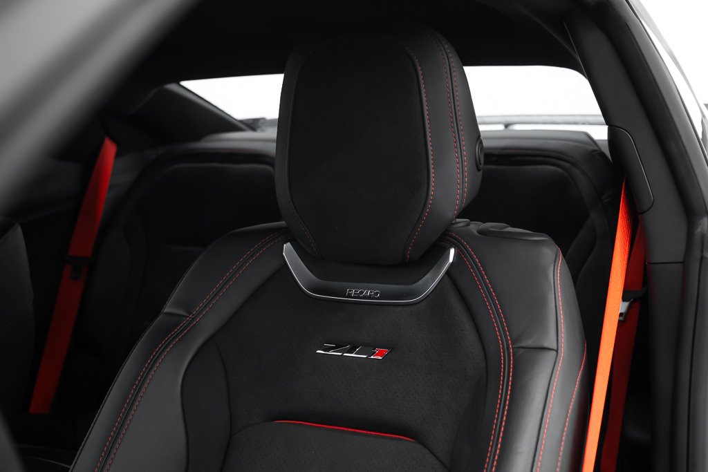 Chevrolet Camaro 2dr Cpe ZL1 | 1LE PACKAGE 2018 Blanc Kirkland - photo #21