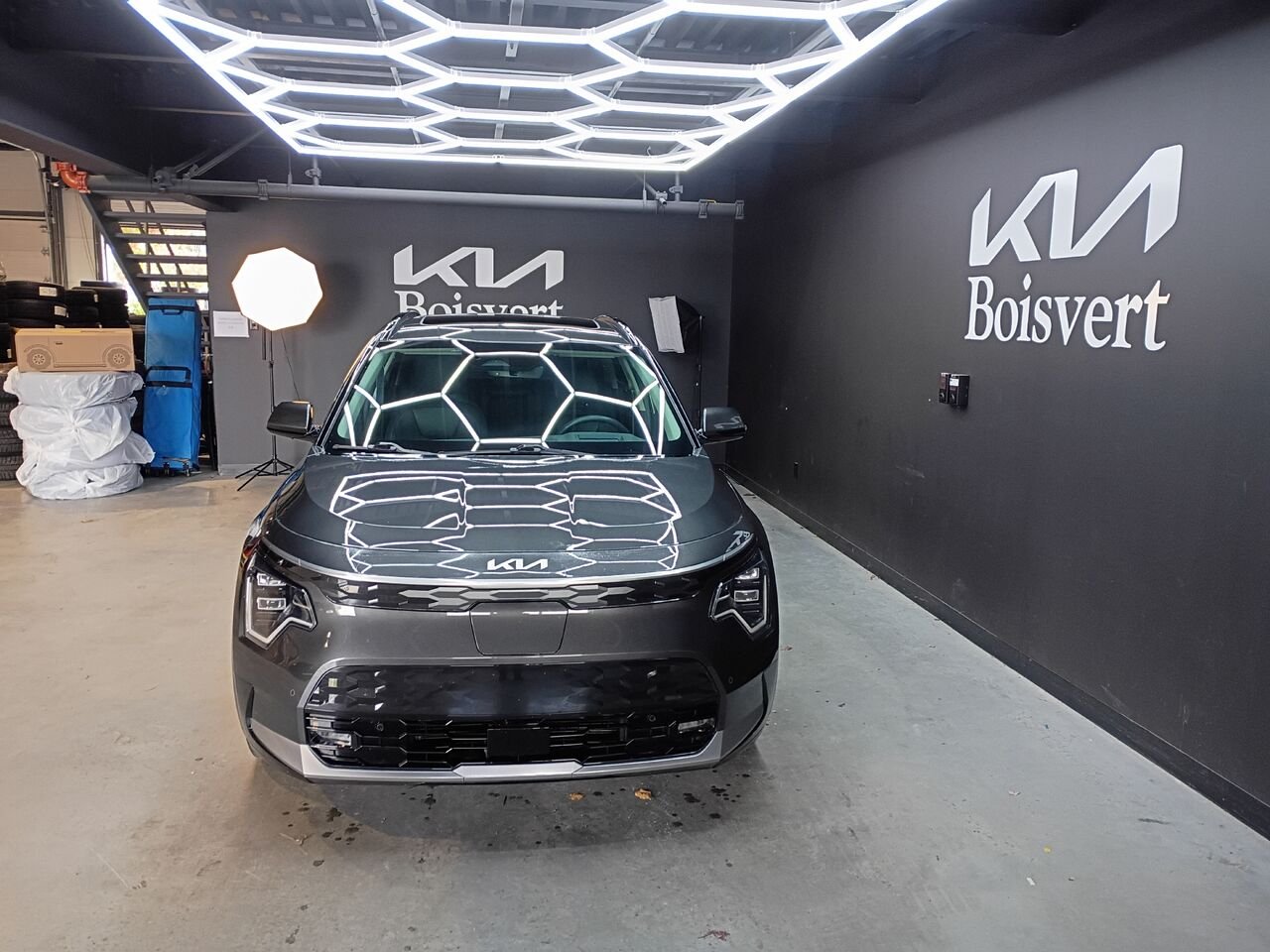 2023 Kia Niro électrique Grey Blainville - photo #1