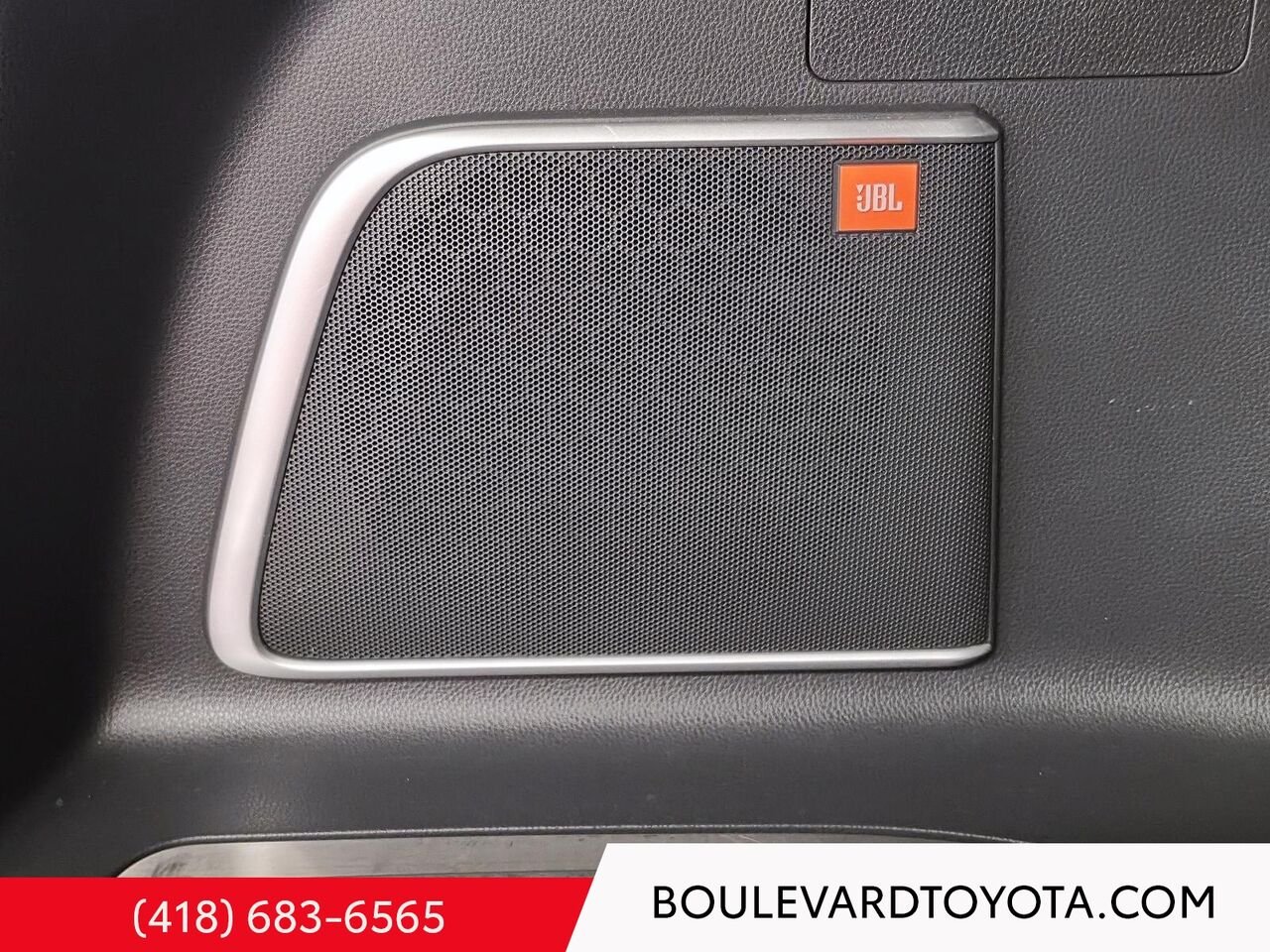 Toyota Venza 531859A-81 | LIMITED, AWD 2022 Bleu Québec - photo #12