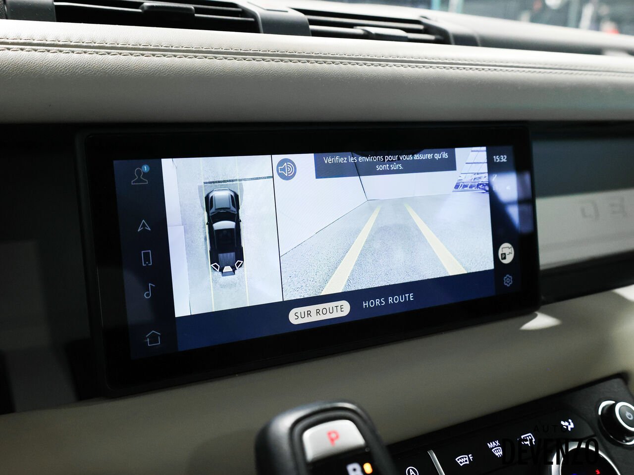 2020 Land Rover Defender Black Saint-Eustache - photo #22