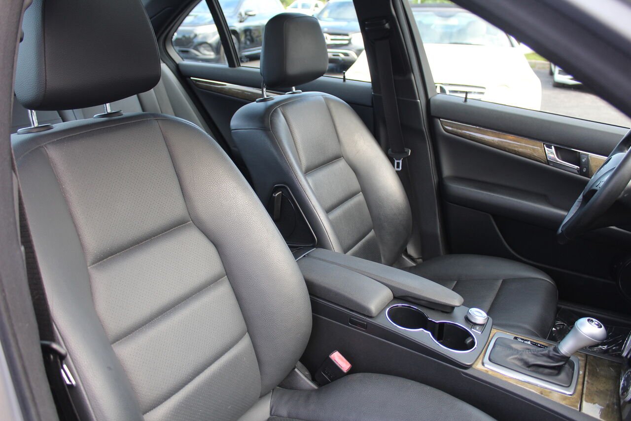 2011 Mercedes-Benz Classe-C VIN: WDDGF8BB4BA505424 Grey Sainte-Rose - photo #8