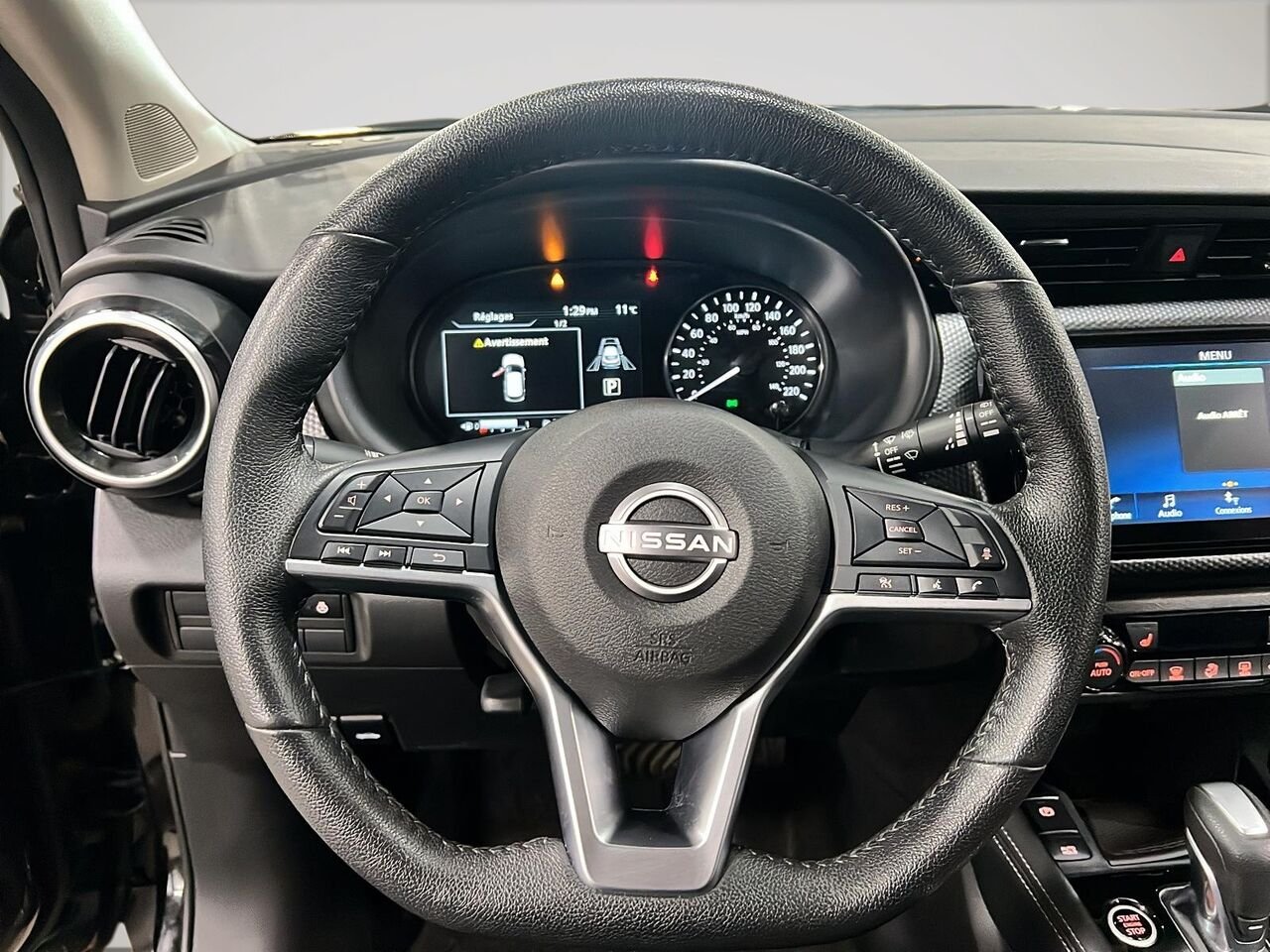 Nissan Kicks Play SV 2025 Noir Québec - photo #11