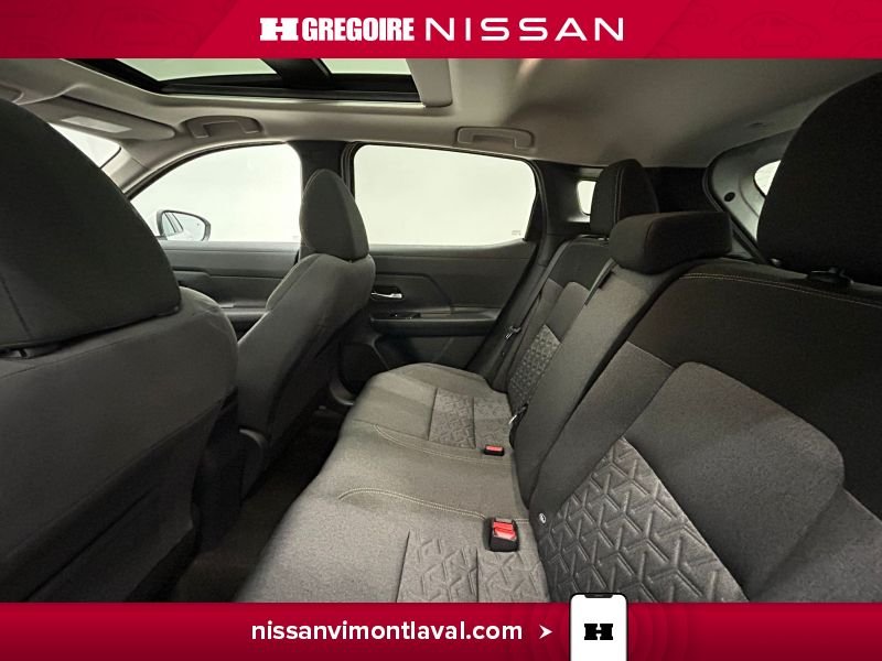 2025 Nissan Kicks White Laval - photo #16