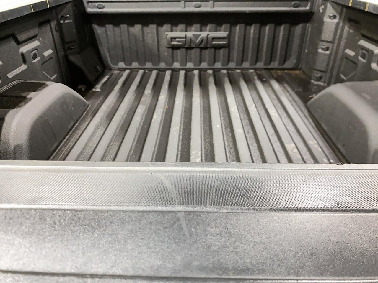 2023 GMC Sierra 1500 ELEVATION Red Baie-Comeau - photo #3