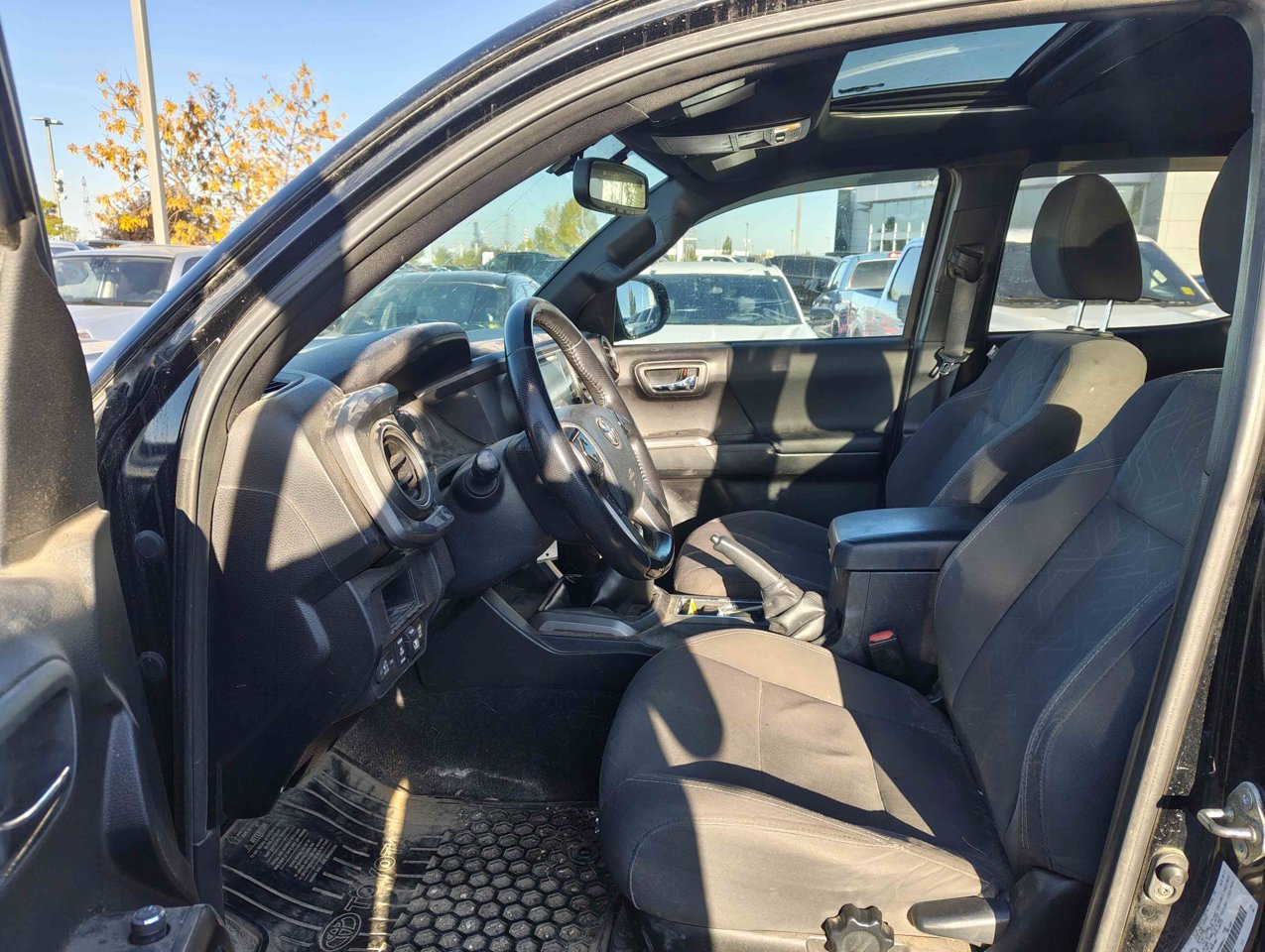 2017 Toyota Tacoma 4WD Double Cab V6 Man TRD Sport Black Sherwood Park - photo #7