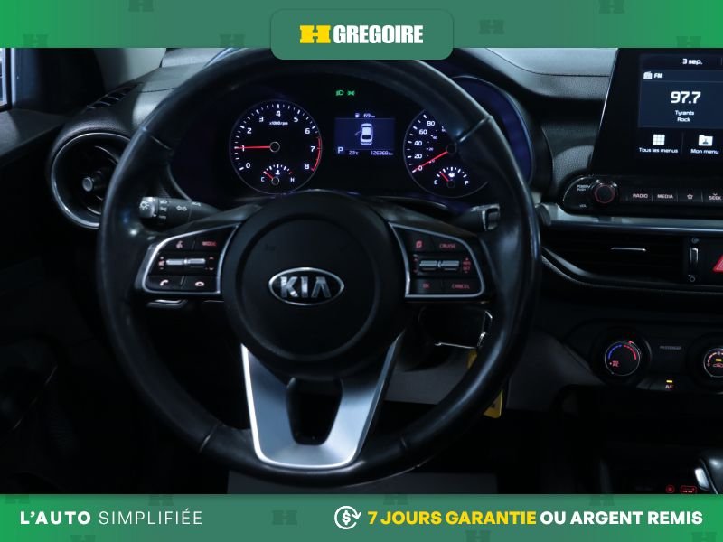 2019 Kia Forte Grey Laval - photo #17