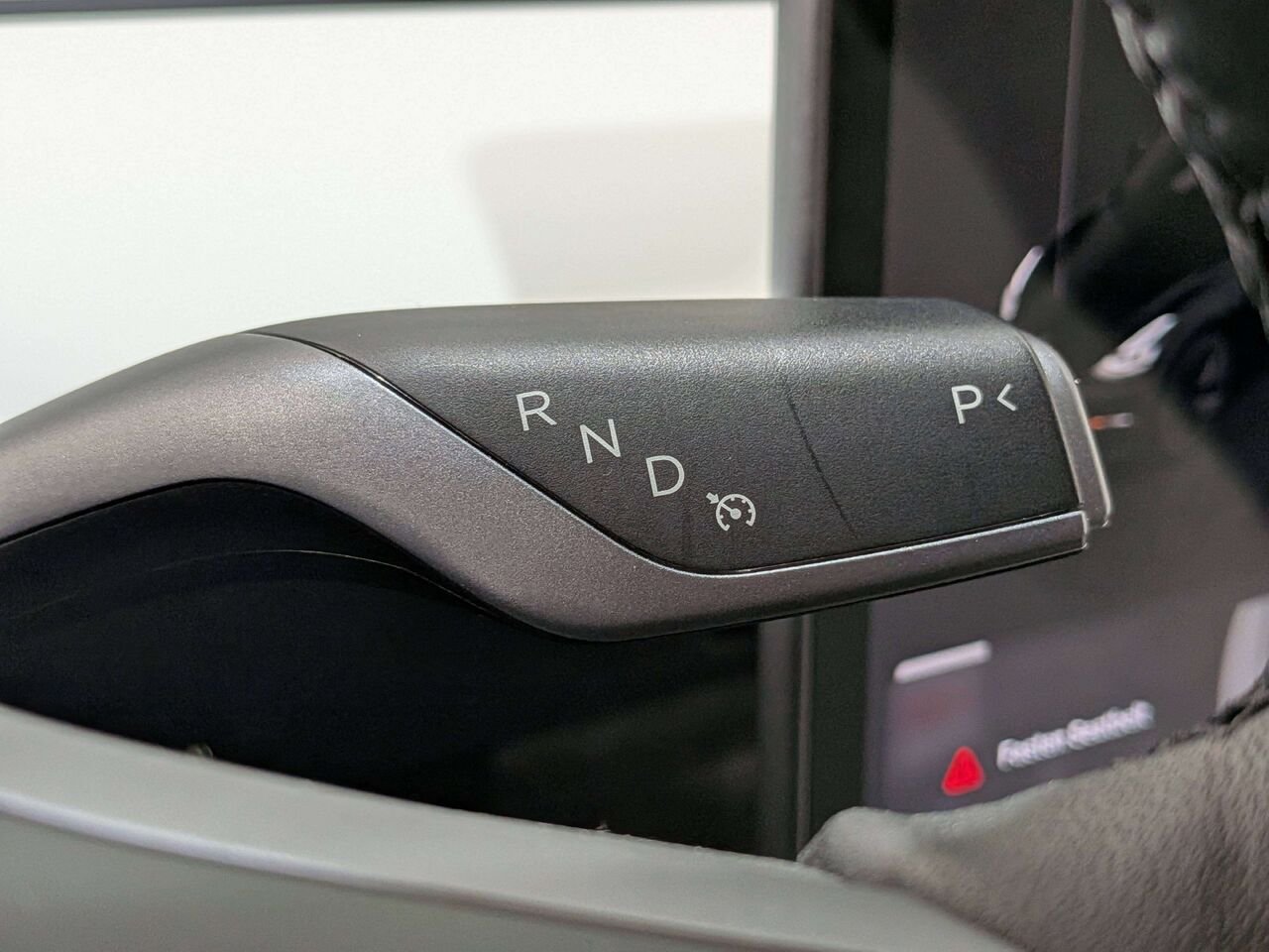 2022 Tesla Model 3 Standard Range RWD *Ltd Avail* Black Val-David - photo #18
