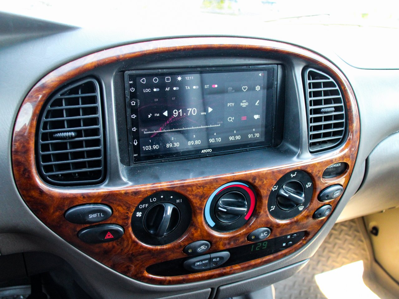 2005 Toyota Tundra Double Cab 140.6 V8 4WD Limited Red Sherwood Park - photo #19