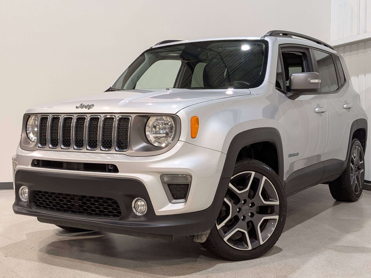 2019 Jeep Renegade Limited 4x4 Silver Val-David - photo #0