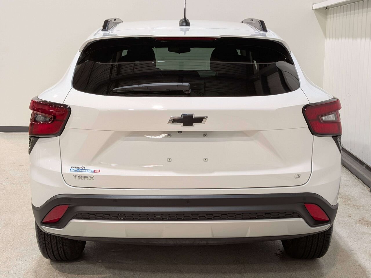 2025 Chevrolet Trax FWD 4dr LT White Val-David - photo #6