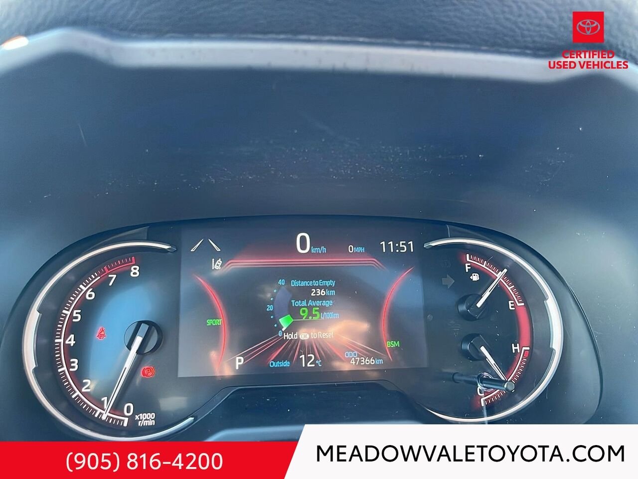 2024 Toyota RAV4 One Owner, Clean Car Fax, Power Sunroof, Power Trunk, Power Seat Grey Mississauga - photo #12