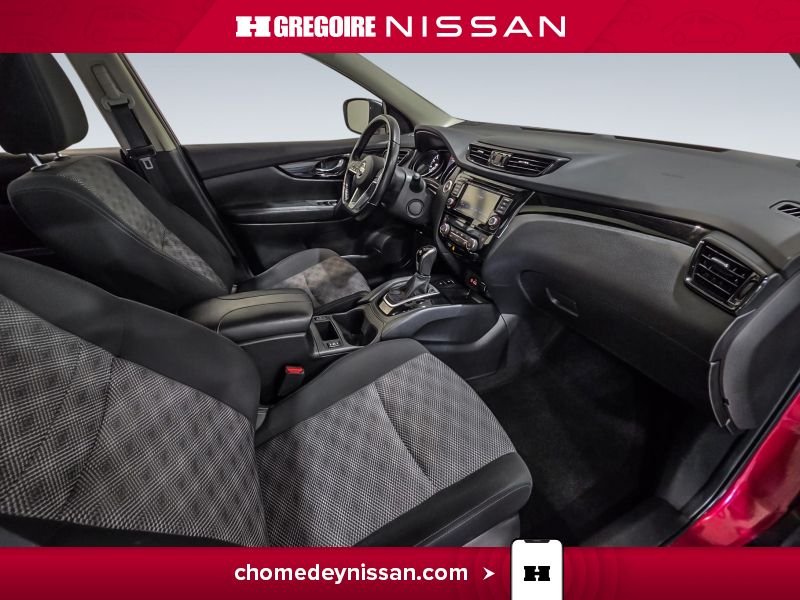 2022 Nissan Qashqai Red Laval - photo #23
