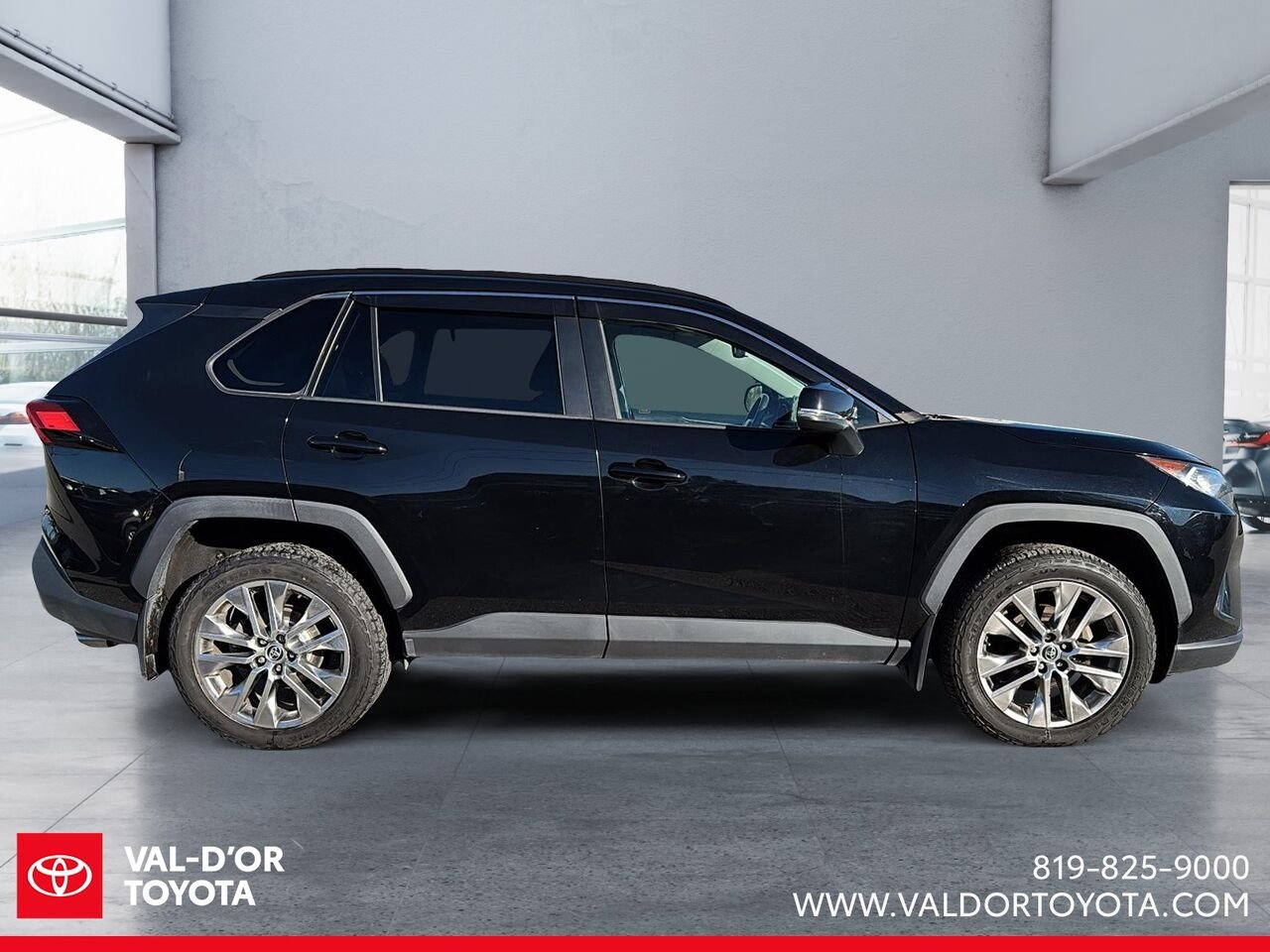 Toyota RAV4 XLE premium cuir TI awd 2019 Noir Val-d'Or - photo #4