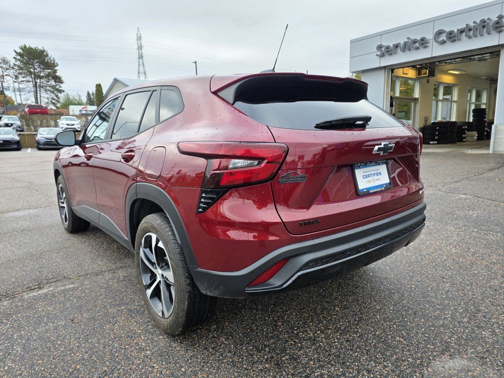 Chevrolet Trax RS 2024 Rouge Mont-Laurier - photo #12