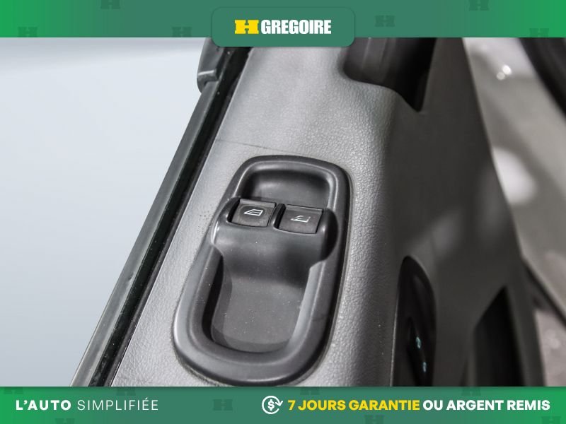 2019 Ford TRANSIT White Saint-Eustache - photo #17