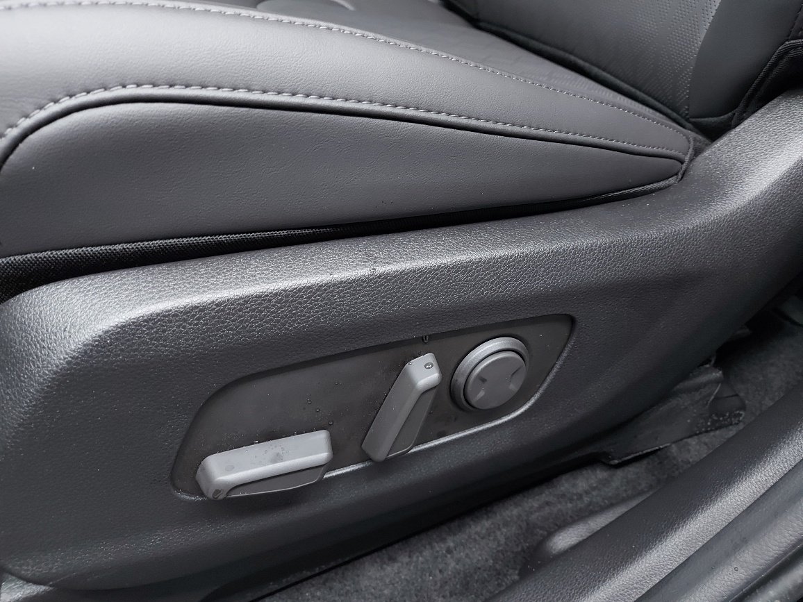 Kia Carnival 2026 Noir aurore nacré Blainville - photo #18