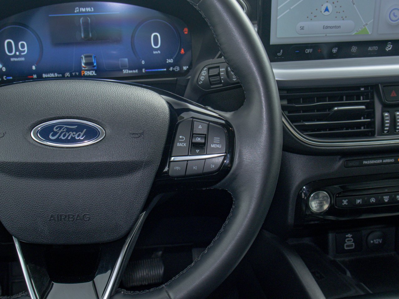 2024 Ford Escape Platinum AWD Grey Sherwood Park - photo #24