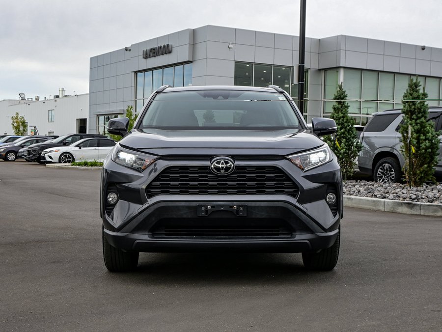 2021 Toyota RAV4 XLE AWD 2.5L | Power Sunroof Grey