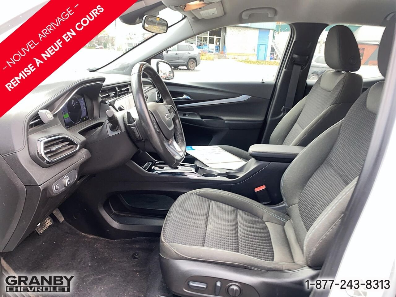 2023 Chevrolet Bolt EUV Traction avant 4 portes LT | G3912 White Granby - photo #9