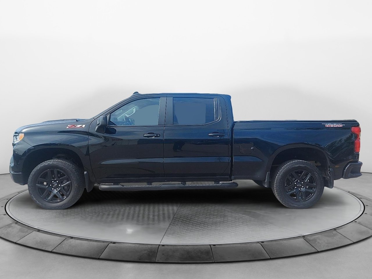 Chevrolet Silverado 1500 LT Trail Boss 2024 Noir Baie-Comeau - photo #4