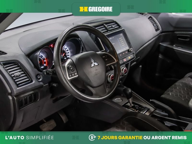2024 Mitsubishi RVR Black Saint-Eustache - photo #20