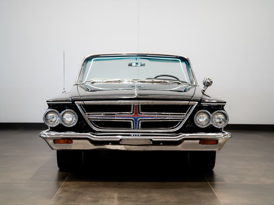 Chrysler 300 1964 1964 Noir