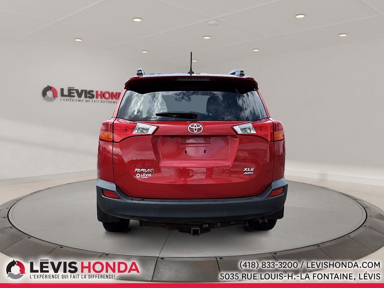 2014 Toyota Rav4 XLE AWD Traction intégrale 4 portes XLE Red Lévis - photo #10