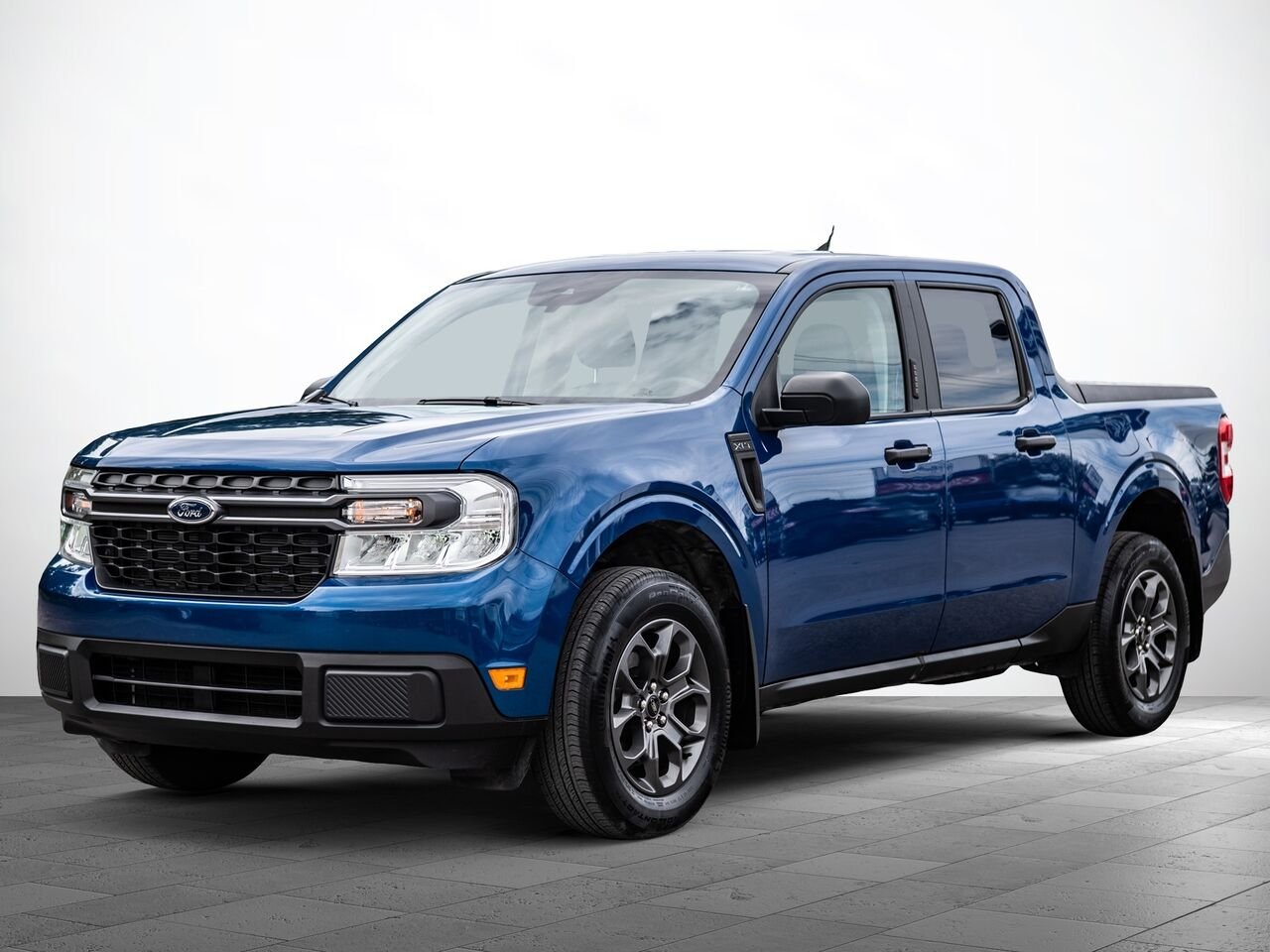 2023 Ford Maverick Blue Sainte-Julienne - photo #0