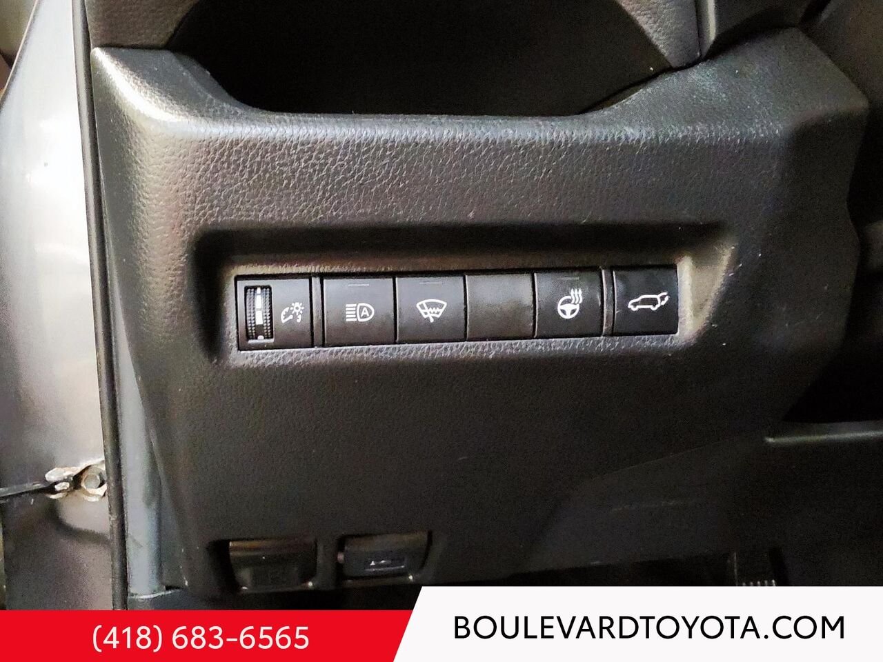 2021 Toyota RAV4 100111A-2 | XLE, AWD Grey Québec - photo #12