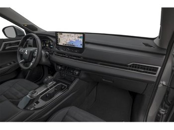 Mitsubishi Outlander SE