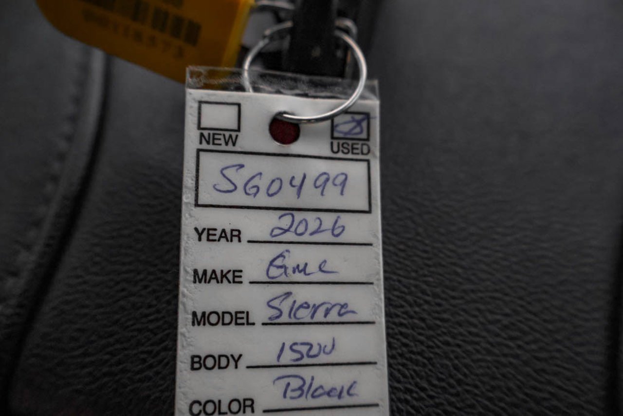 2026 GMC Sierra 1500 4WD Crew Cab 147 Elevation Black Sherwood Park - photo #33