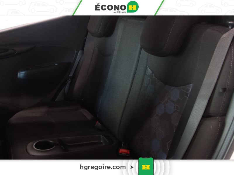 2018 Chevrolet Spark White Laval - photo #15