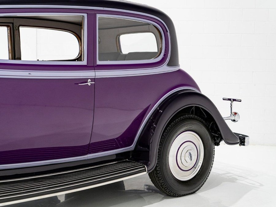 Lincoln KB Victoria Coupe 1933 1933 mauve