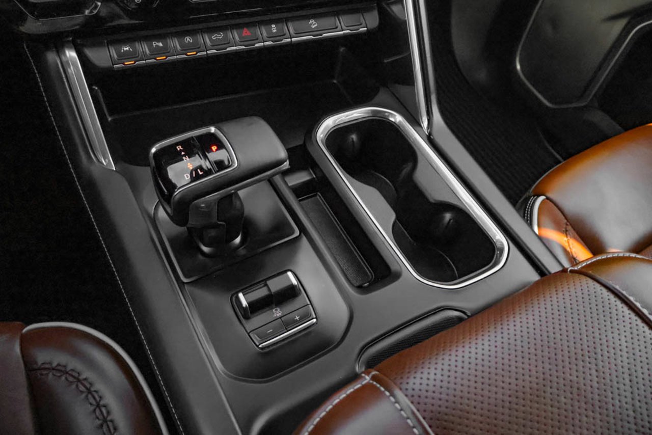 2025 GMC Sierra 1500 4WD Crew Cab 147 Denali Ultimate Grey Sherwood Park - photo #27