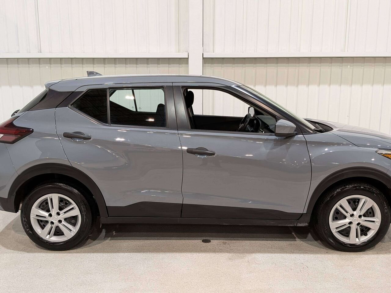 2024 Nissan Kicks S FWD Grey Val-David - photo #7